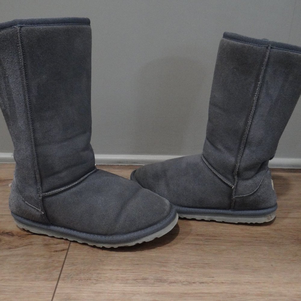 UGG Classic Tall Boot 5815 Gray Suede Women's Size 7 Pull On